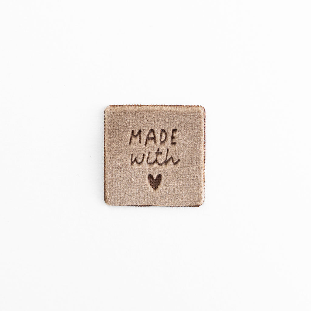 Sammetsmärke - Made with Love