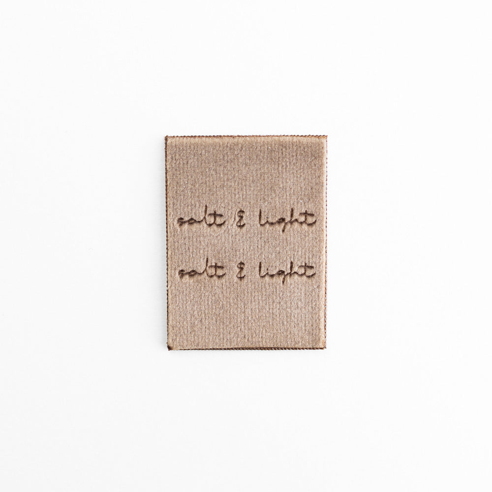 Dubbelvikt sammetsmärke - Salt & Light