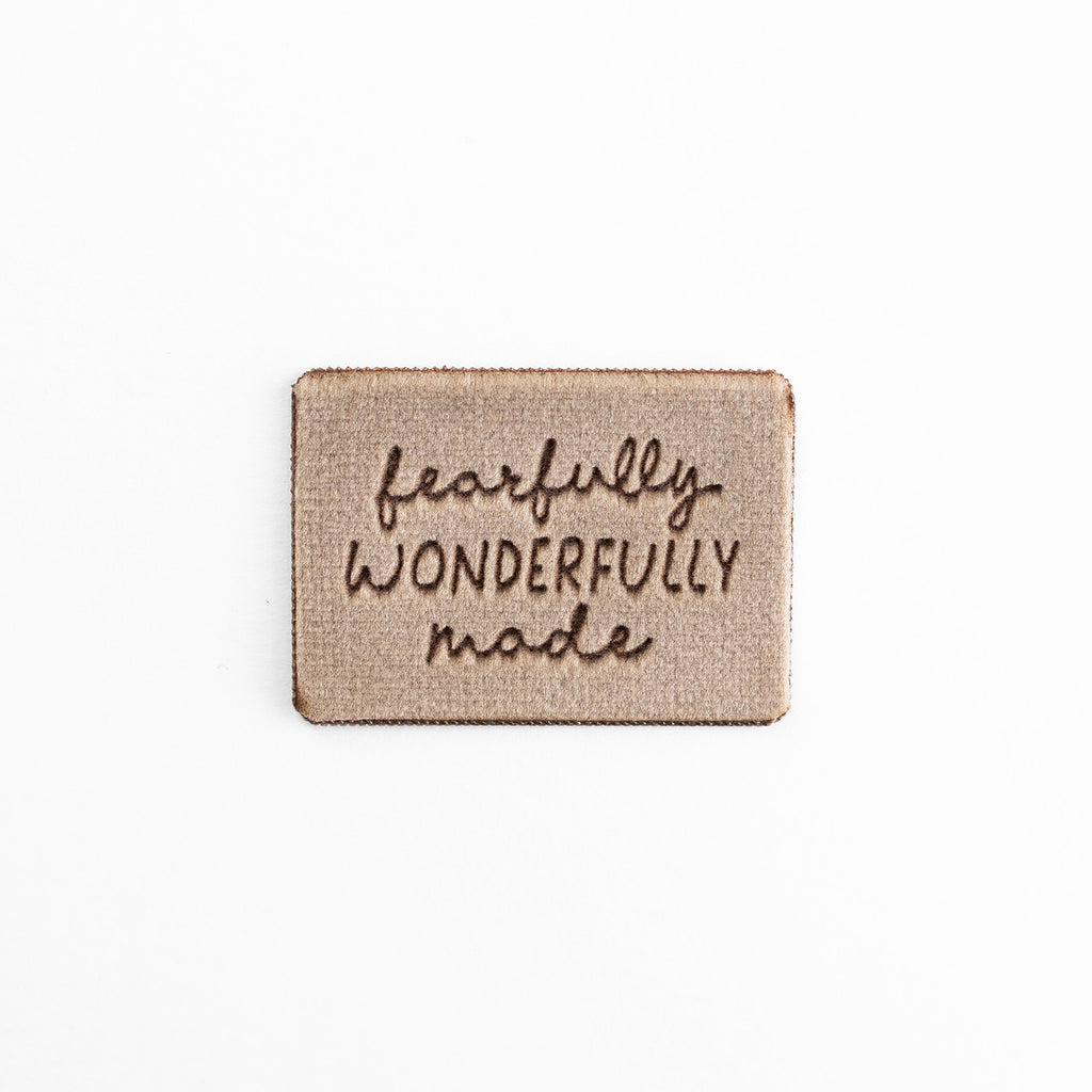 Sammetsmärke - Fearfully & Wonderfully Made